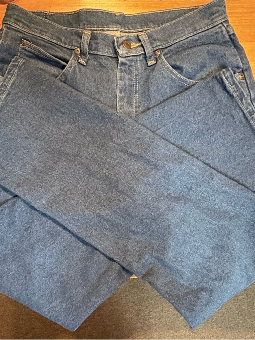 Wrangler Men's Straight Leg Denim Jeans in Blue